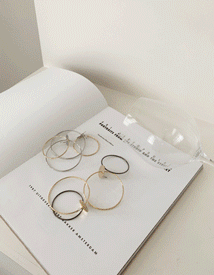 Bron ring earring