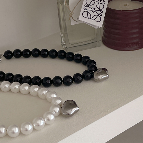 Jinju silver heart necklace