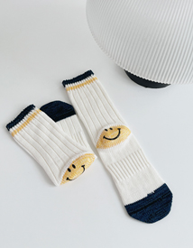 Smile white socks