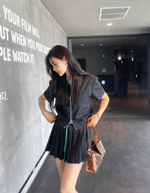 Eddy pleats mini skirt