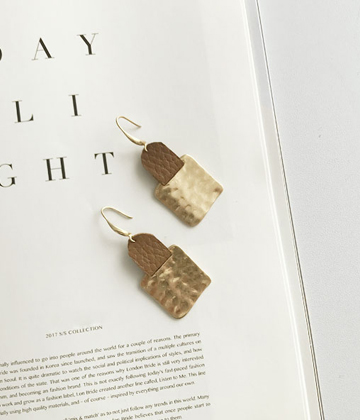 Totem earring