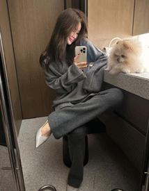 Belo V-neck knit