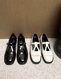 Foy tassel loafer ♩