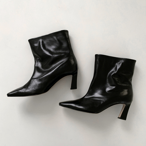 Cater ankle boots ♩