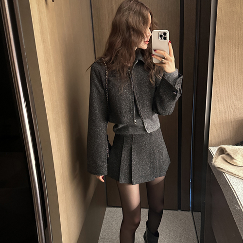Cookie crop jacket