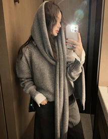 Soft wool muffler knit