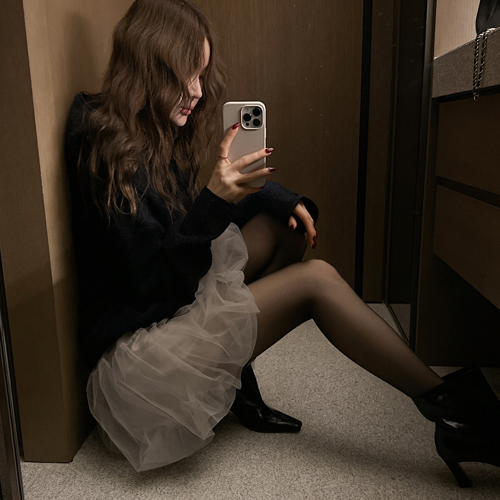 Globi sha skirt