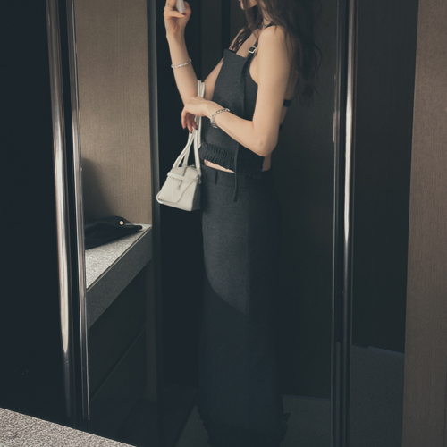 Jenner slim skirt