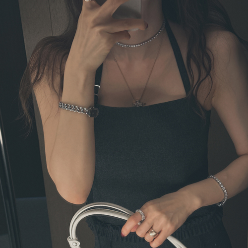 Cubic silver necklace