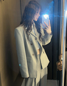 Special button jacket