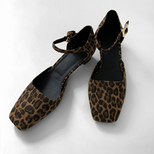 Leopard square mary Jane ♩