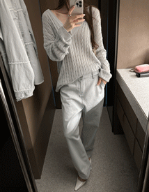 Stitch light denim pants