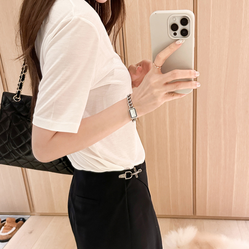 Silk V-neck short-sleeved tee