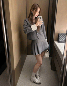 Losa pocket pleats skirt