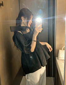 Romance puff blouse
