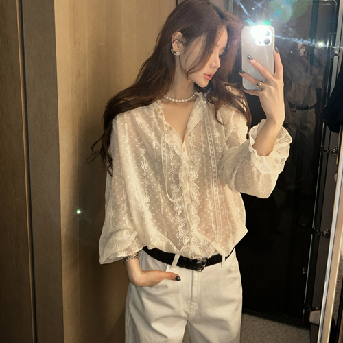 Ora dot lace blouse