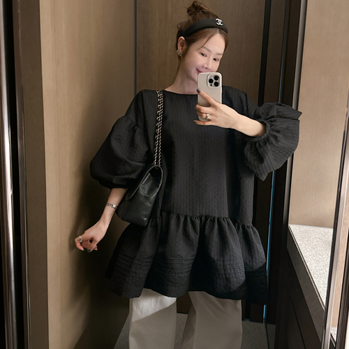 Oval puff dress