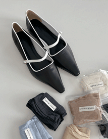 Two-tone mary Jane flat ♩