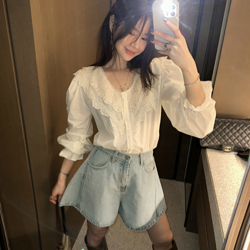 Bliss V-neck lace blouse