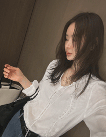 Mathe frill blouse