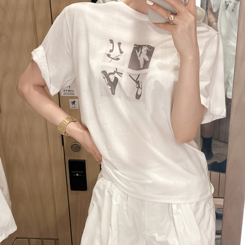 Ballerino round tee