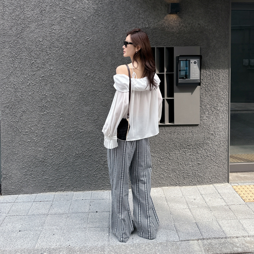 Lawson frill check pants