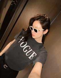 Vogue round tee