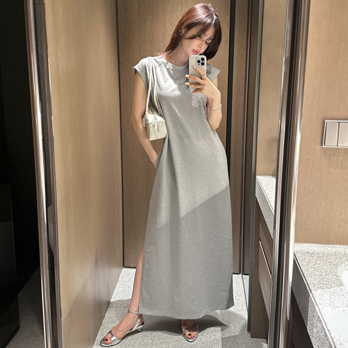 Raglan slit maxi dress