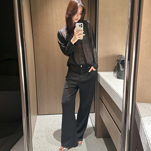 Airy straight pants