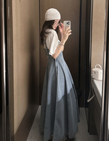 Opening flare denim dress