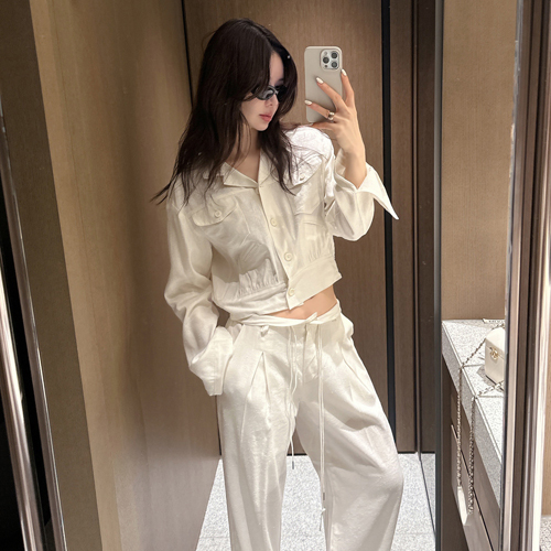 Maka linen crop jacket