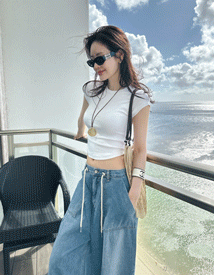 Layer crop span tee