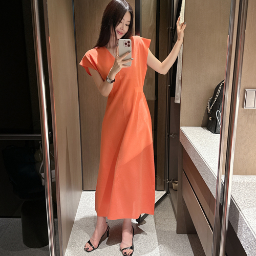 Develop long dress