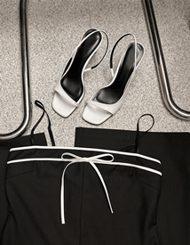 One-side open sandal ♩