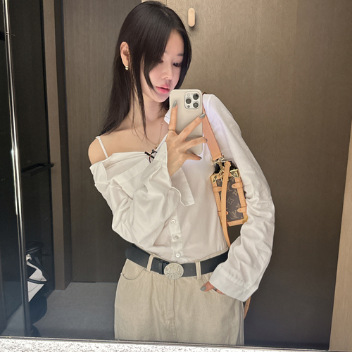 Haper unbal silky shirt