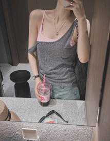 Enough loose sleeveless