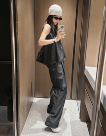 Funky pin-tuck denim pants
