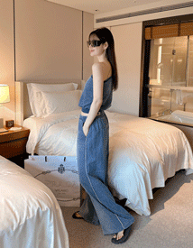 Dyeing wide denim pants
