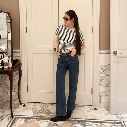 Noir straight denim