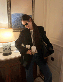 Shinny semi-over jacket