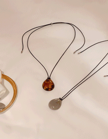 Honey pendant necklace