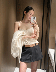 July lace sleeveless