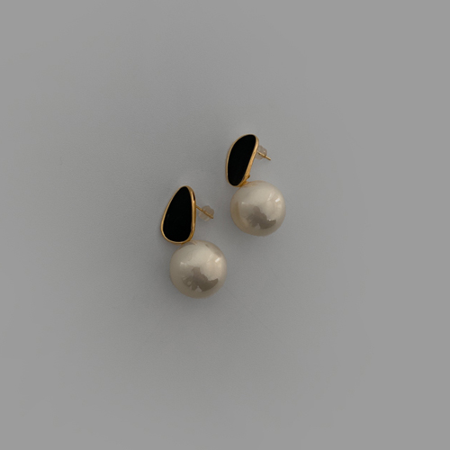 Tin jinju earring