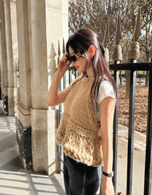 Fog handmade knit vest