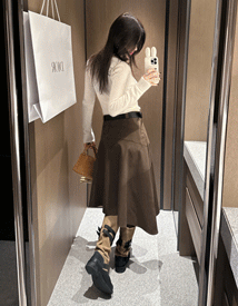 Karen unbal suede skirt