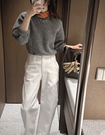 Margarete round knit