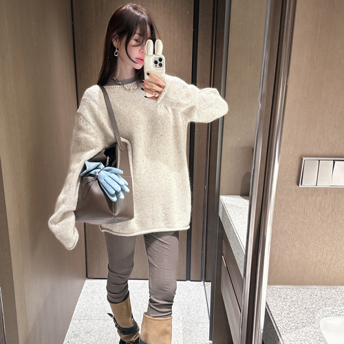 Nape loose mohair knit