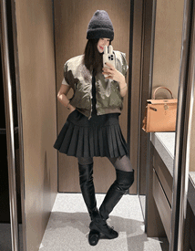 Alpha reversible vest