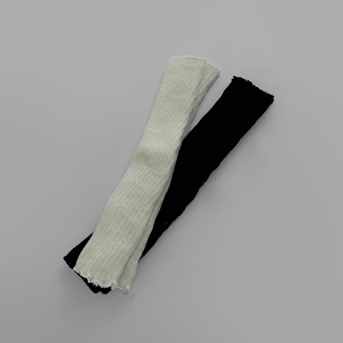 Cosy knit leg warmer