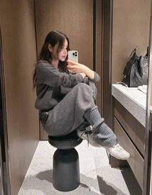 Manou 7boo V-neck knit set